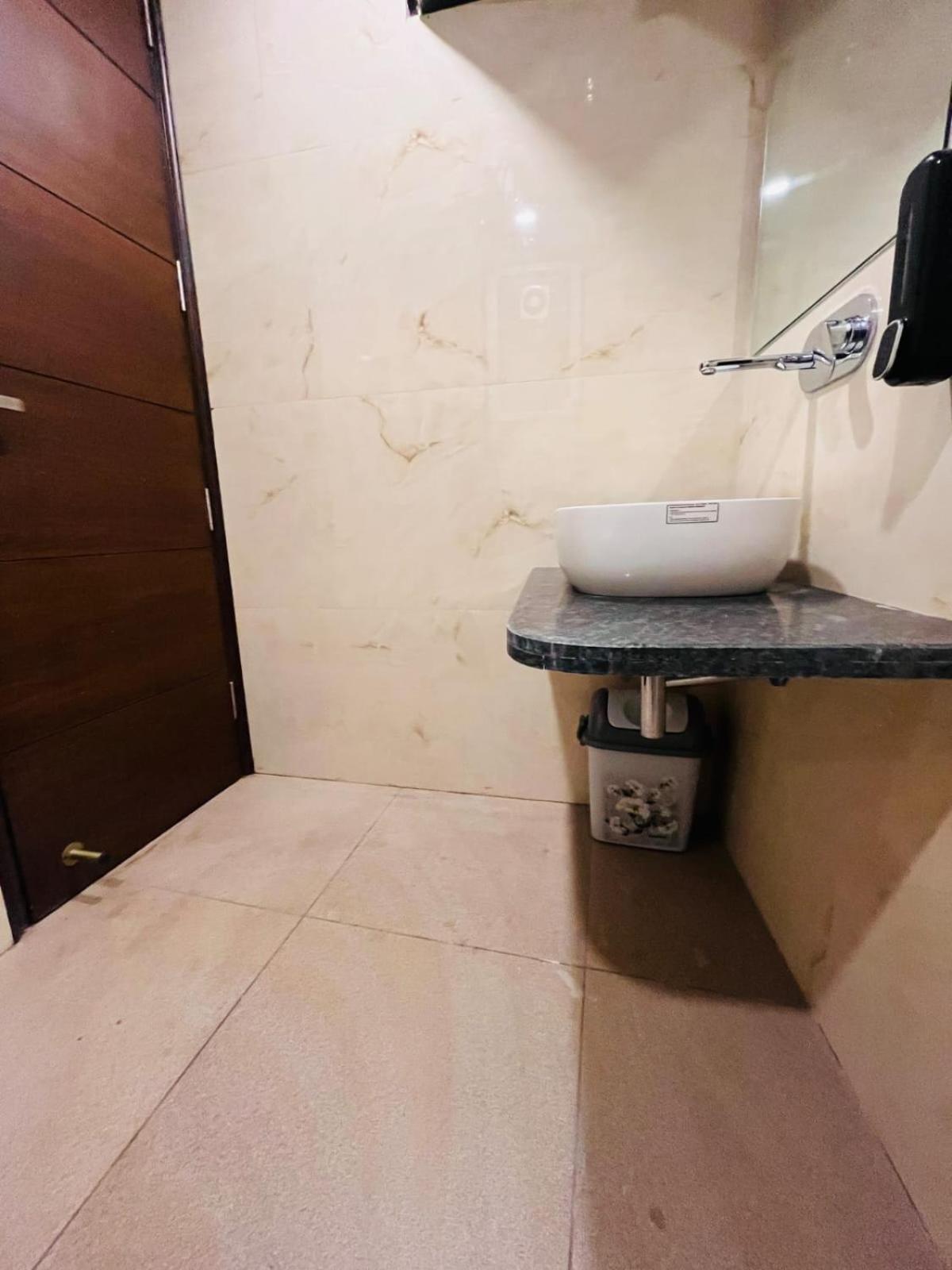 Frankstay By Hotel Mayfair Newly Built - Neu-Delhi Exterior foto